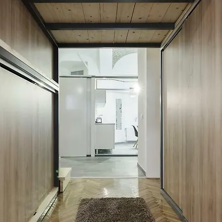 Paulay 14 Apartmens