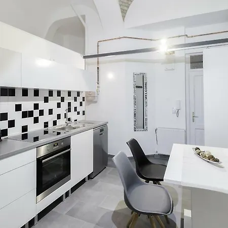 Paulay 14 Apartmens 公寓 布达佩斯
